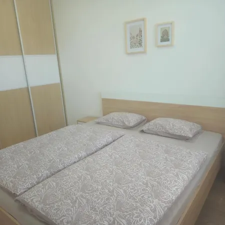 Salan Apartment